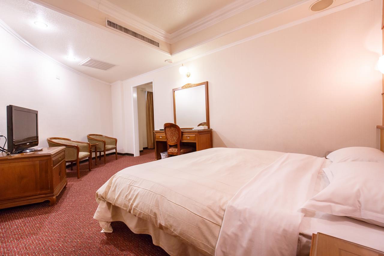 טאיפיי Champion Hotel מראה חיצוני תמונה